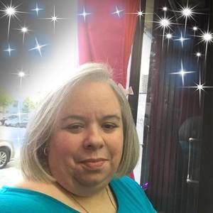 Meet your Posher, Connie